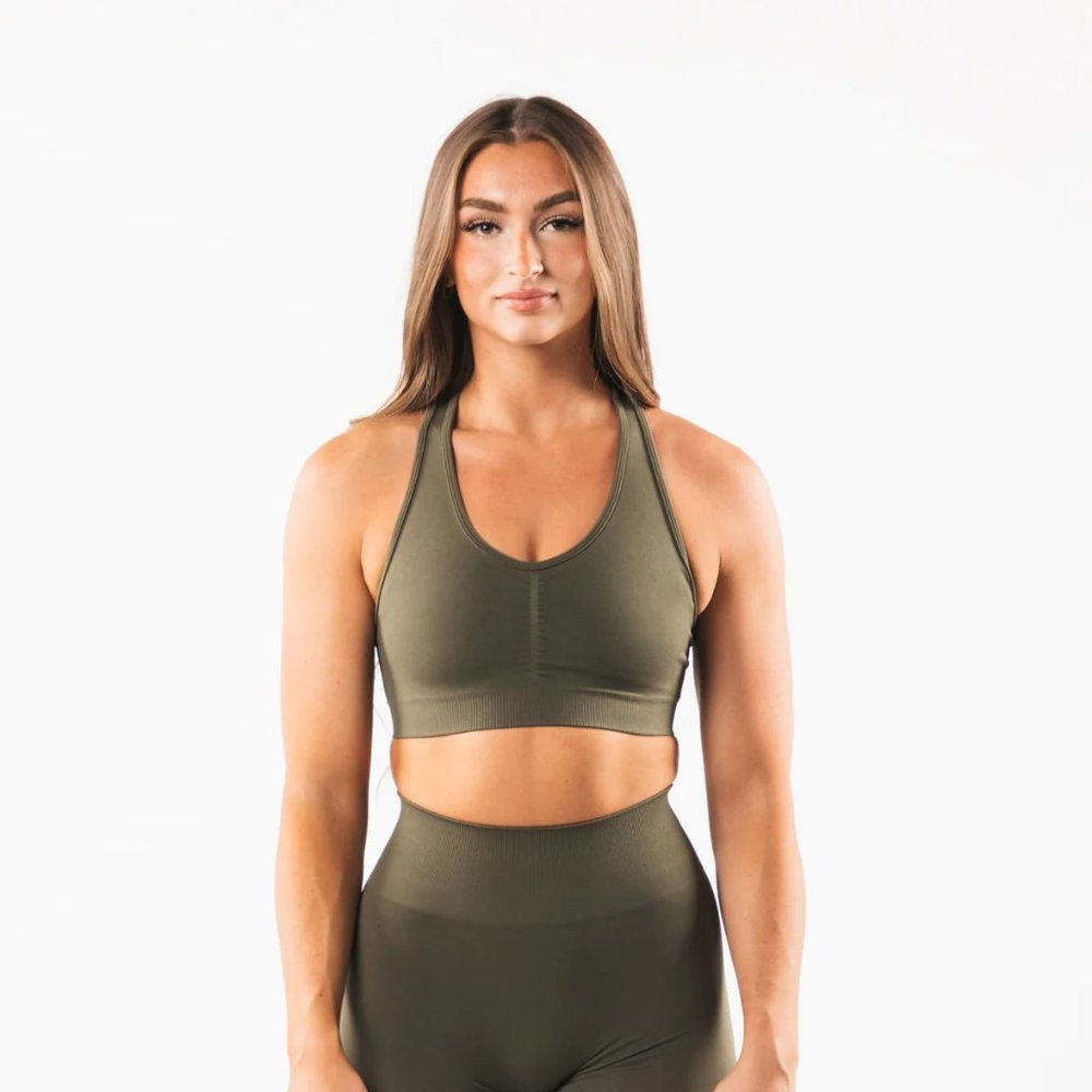 ⛔ SOLD ⛔Alphalete Amplify Oak Set